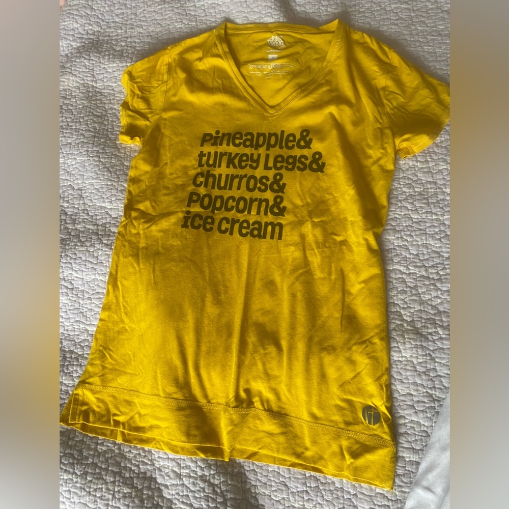 Raw Threads v-neck tee shirt (nwot)